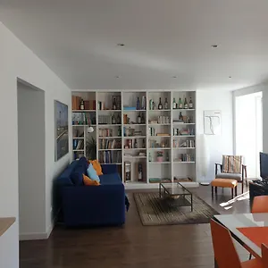 https://ferragial-central-apartament-downtown.hotels-lisbon-portugal.com